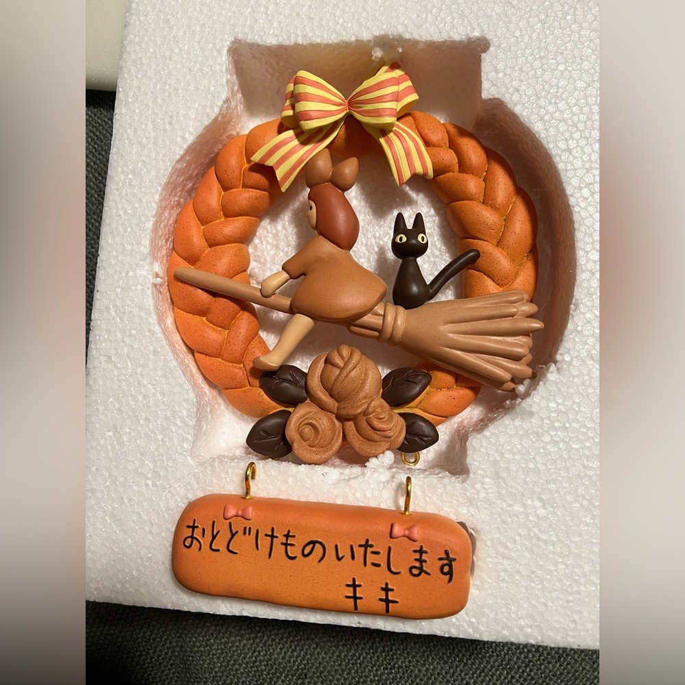 Kiki’s Delivery Service Studio Ghibli bread wreath decor